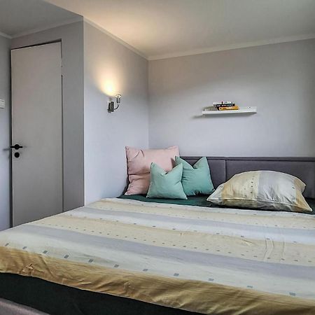 Beach Front Home In Stralsund With Wifi Exterior foto